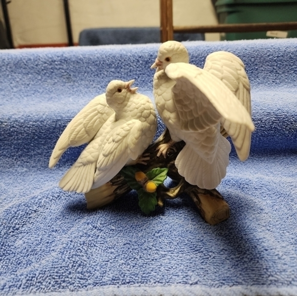 Vintage Lefton Doves GG1725 Trademark Exclusives Japan
